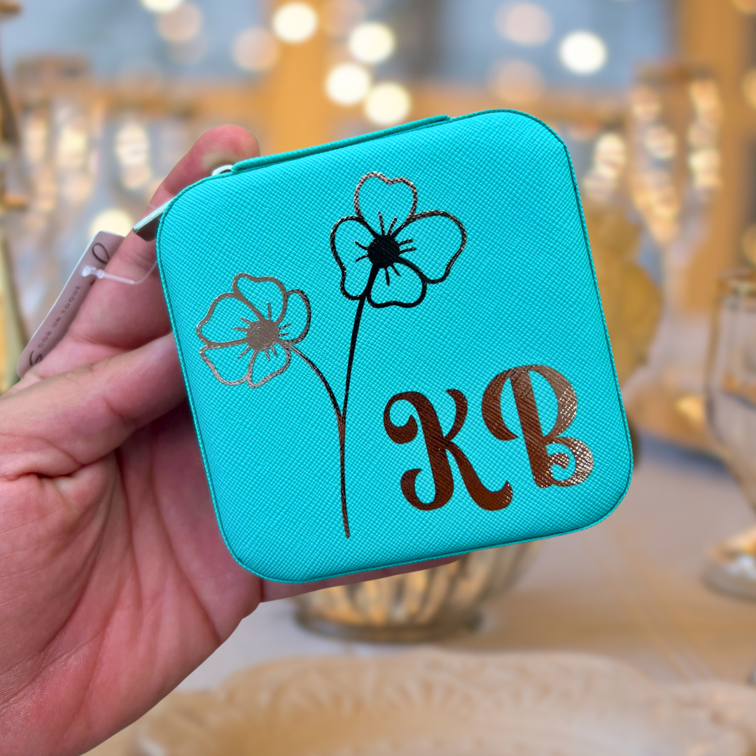 Personalized Travel Jewelry Box – Elegant, Compact & Customizable